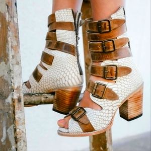 Freebird Bond shoes in bone